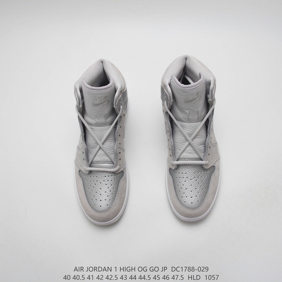 Athletic_Shoes